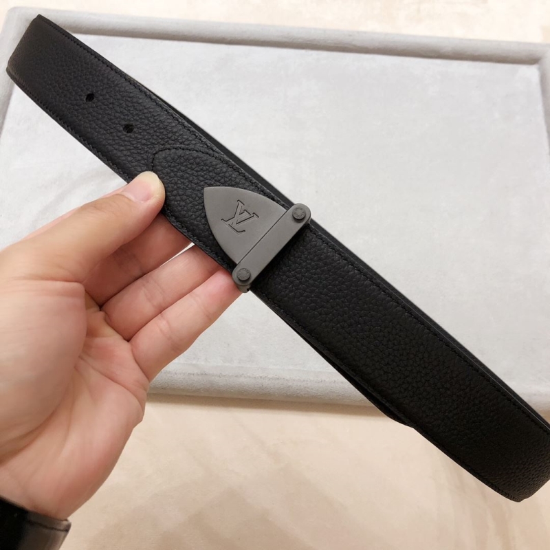 l**is V*t*n belts